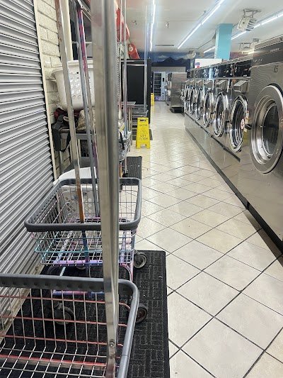 Agua Caliente 24 Hour Laundromat logo