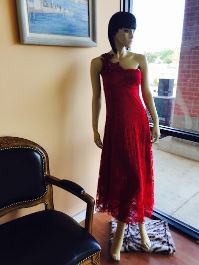 Amy's Alterations & Tailor logo