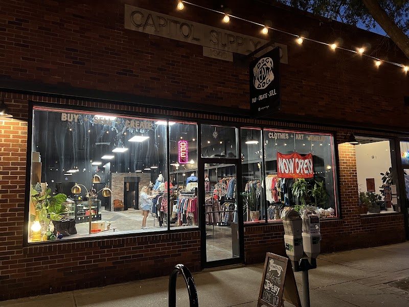 DOG EAT DOG VINTAGE - clothing alterations in Little Rock, AR