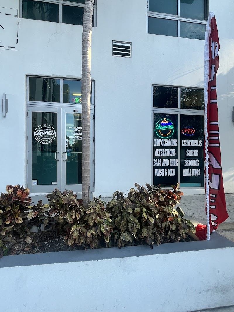 Edgewater Cleaners - clothing alterations in Miami, FL