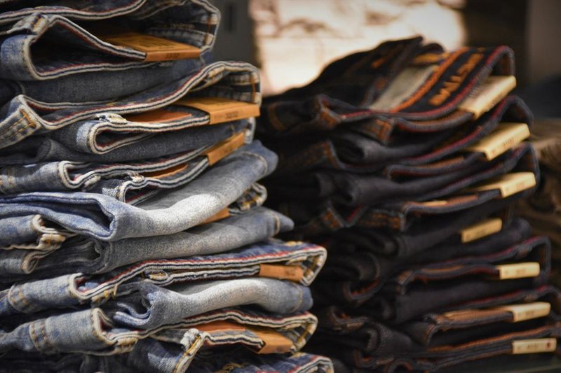 How much does it cost to hem jeans — alteration cost guide