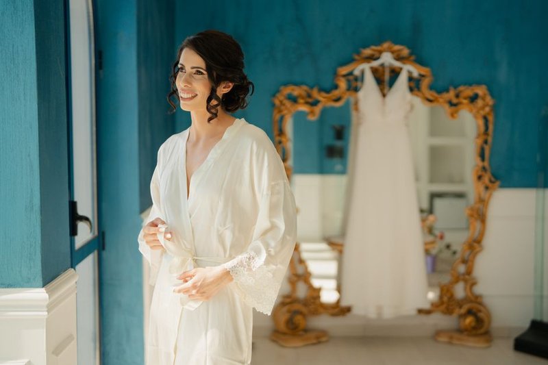 Wedding dress alteration costs — complete pricing guide