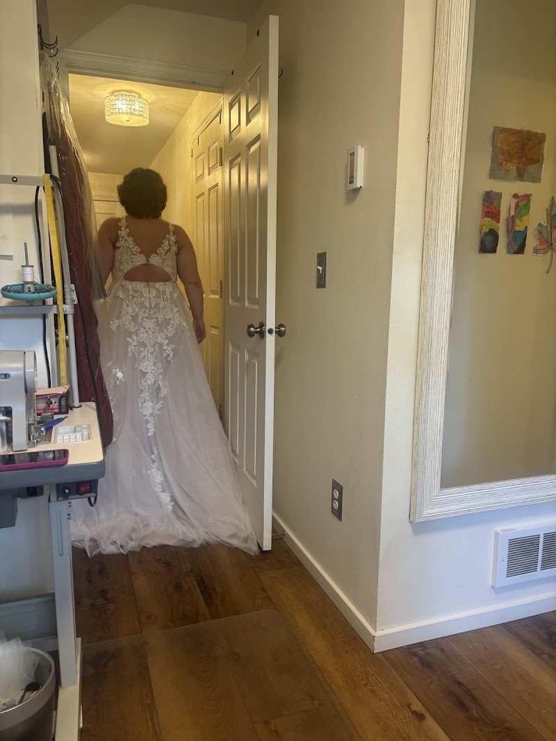Iwona's Alterations - clothing alterations in Seattle, WA