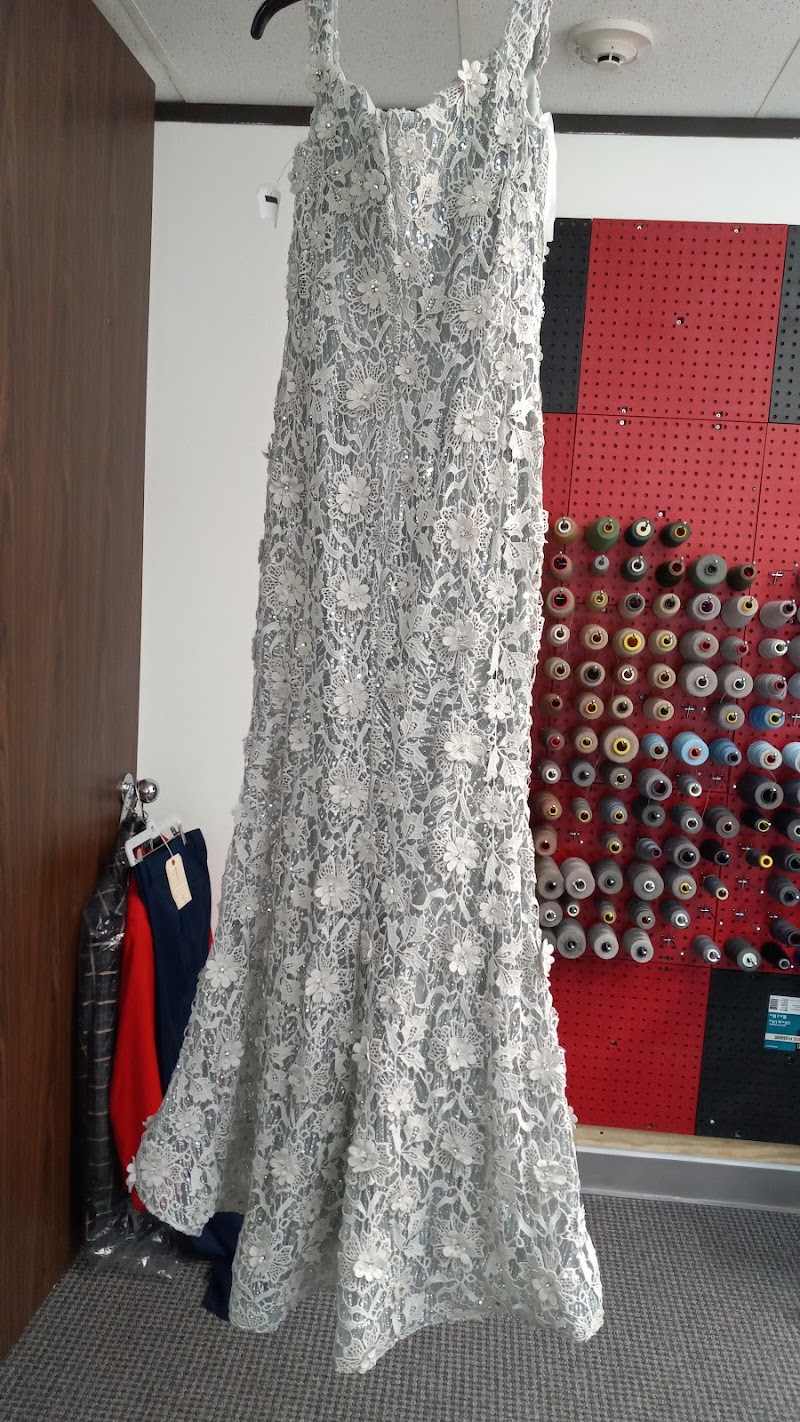 Luis Feliph Tailors - clothing alterations in Houston, TX