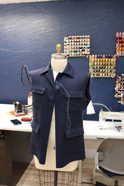 Noori Stitch-Customized Tailoring Services logo