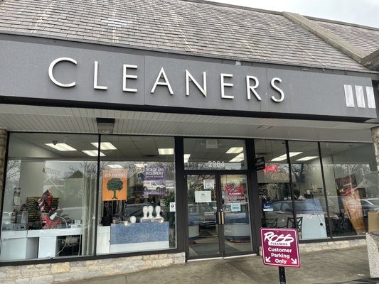 Ross Cleaners - clothing alterations in Columbus, OH