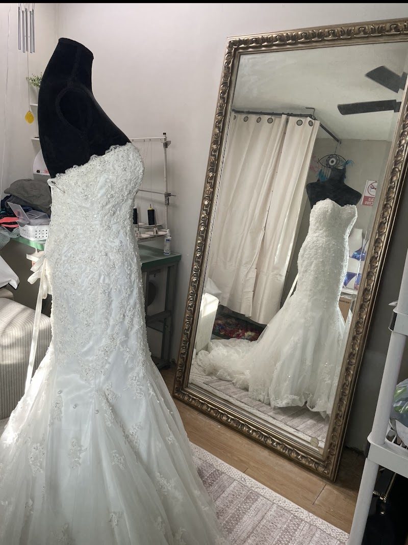 Rubi's Tailoring - Costurera - clothing alterations in Riverside, CA