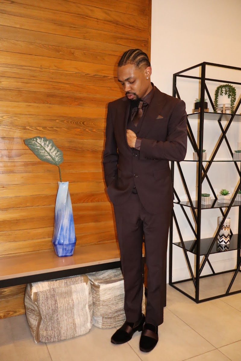 Saad's Tailors - clothing alterations in Houston, TX