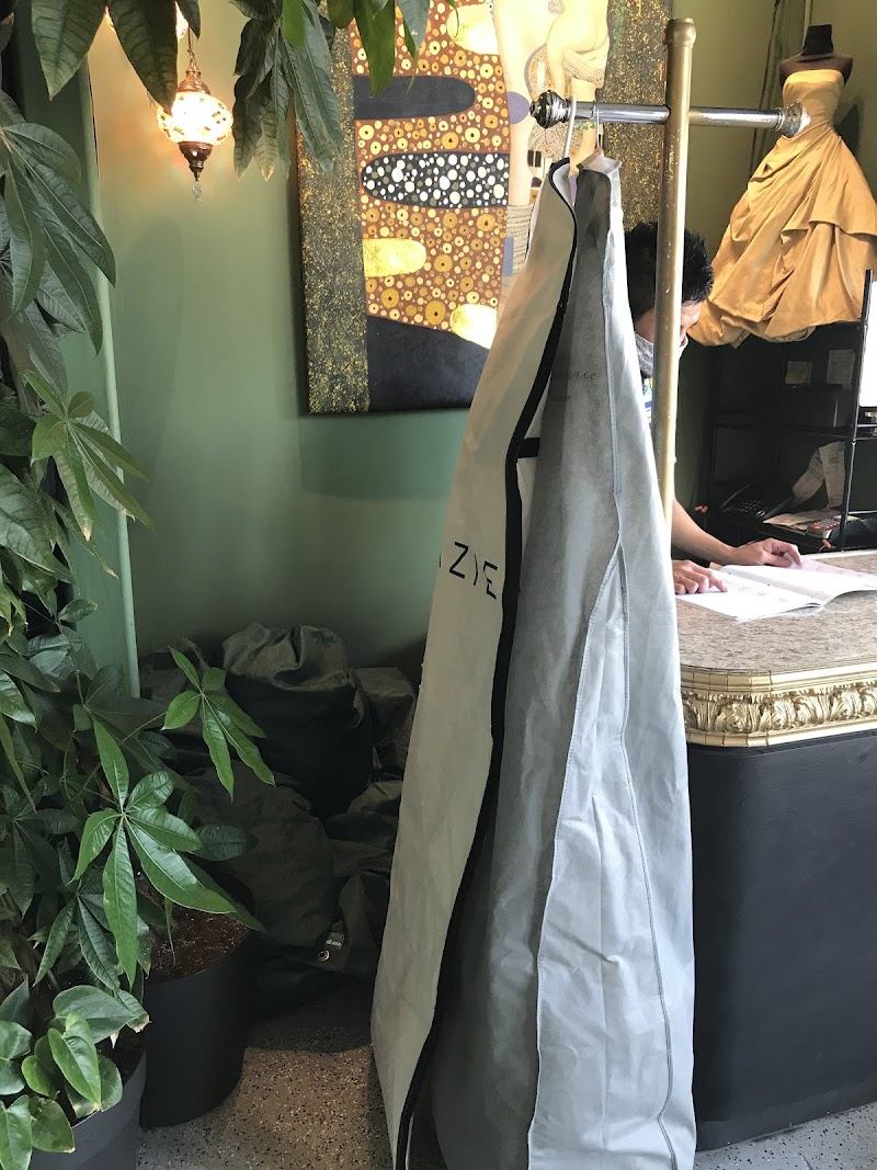 SoCo Cleaner & Alterations - clothing alterations in Austin, TX
