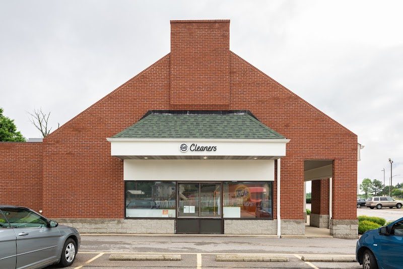 Tide Cleaners - clothing alterations in Akron, OH