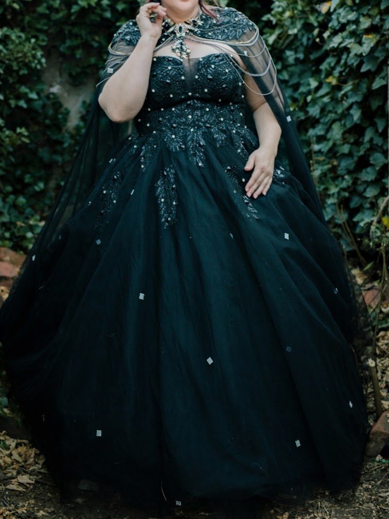 Valentina's Bridal & Tailors - clothing alterations in Phoenix, AZ
